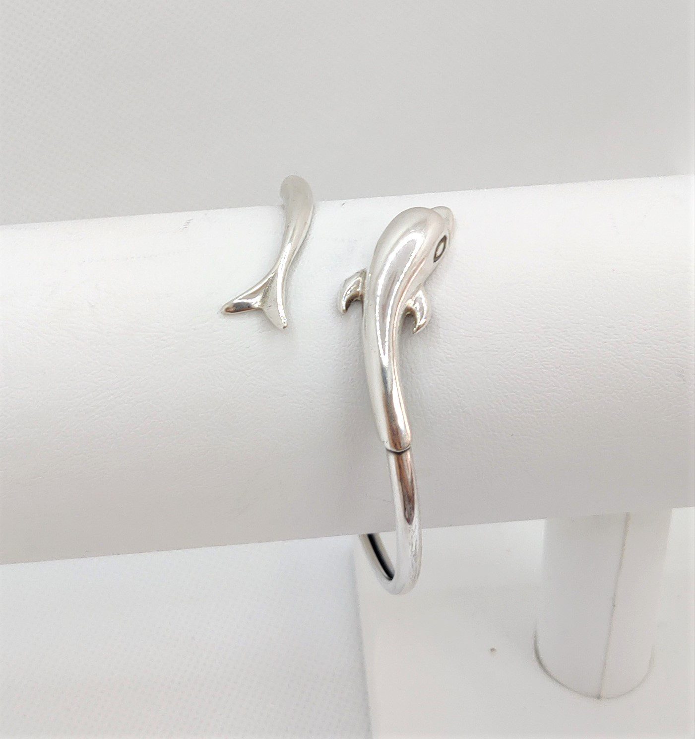 silver bracelet dolphin B169T